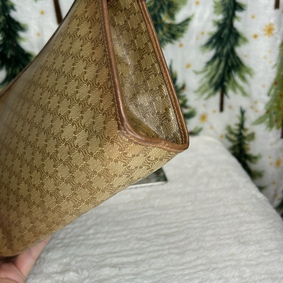 Celine Clutch - Picture 7 of 13